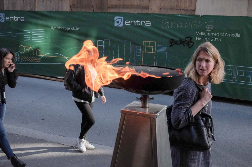 Уличный фотограф снимает случайные совпадения на улицах и это какая-то магия