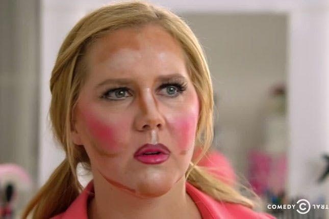 20 девушек, у которых не получается ухаживать за собой, и другие смешные проблемы макияжа