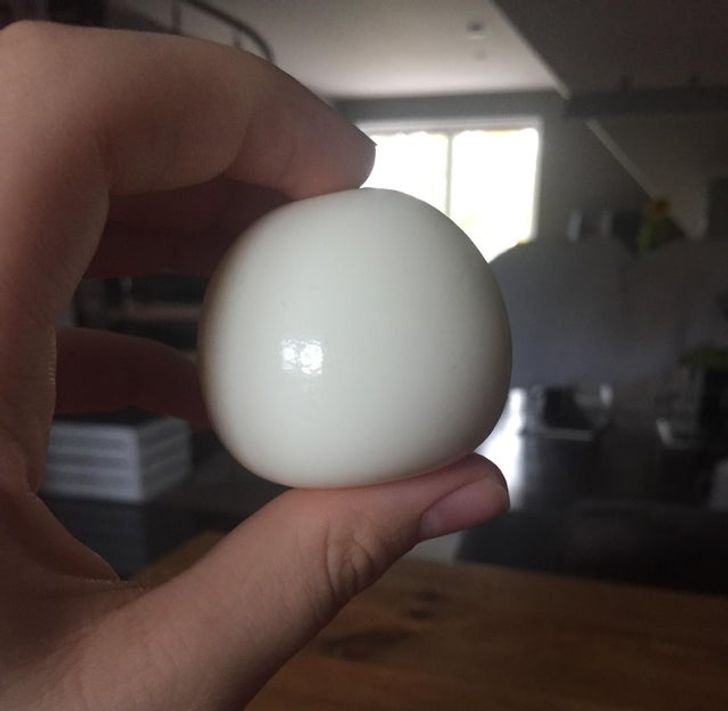 Шар идеальная форма. Идеальная фигура шар. Яйца 17. Яйцо 17см.